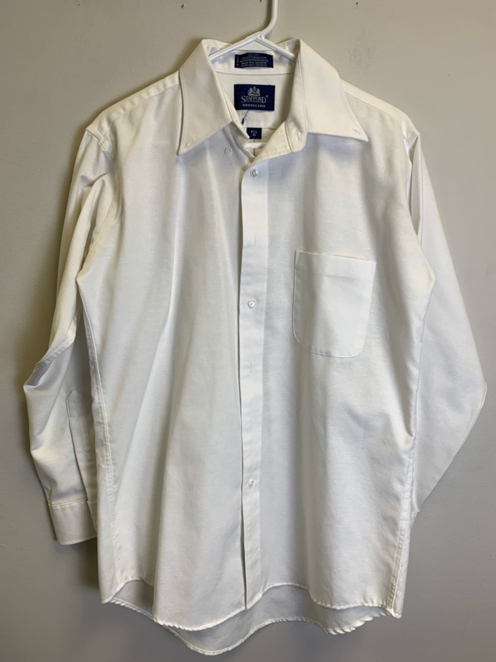 Stafford White Men's Long-Sleeve Dress Shirt with Chest Pocket